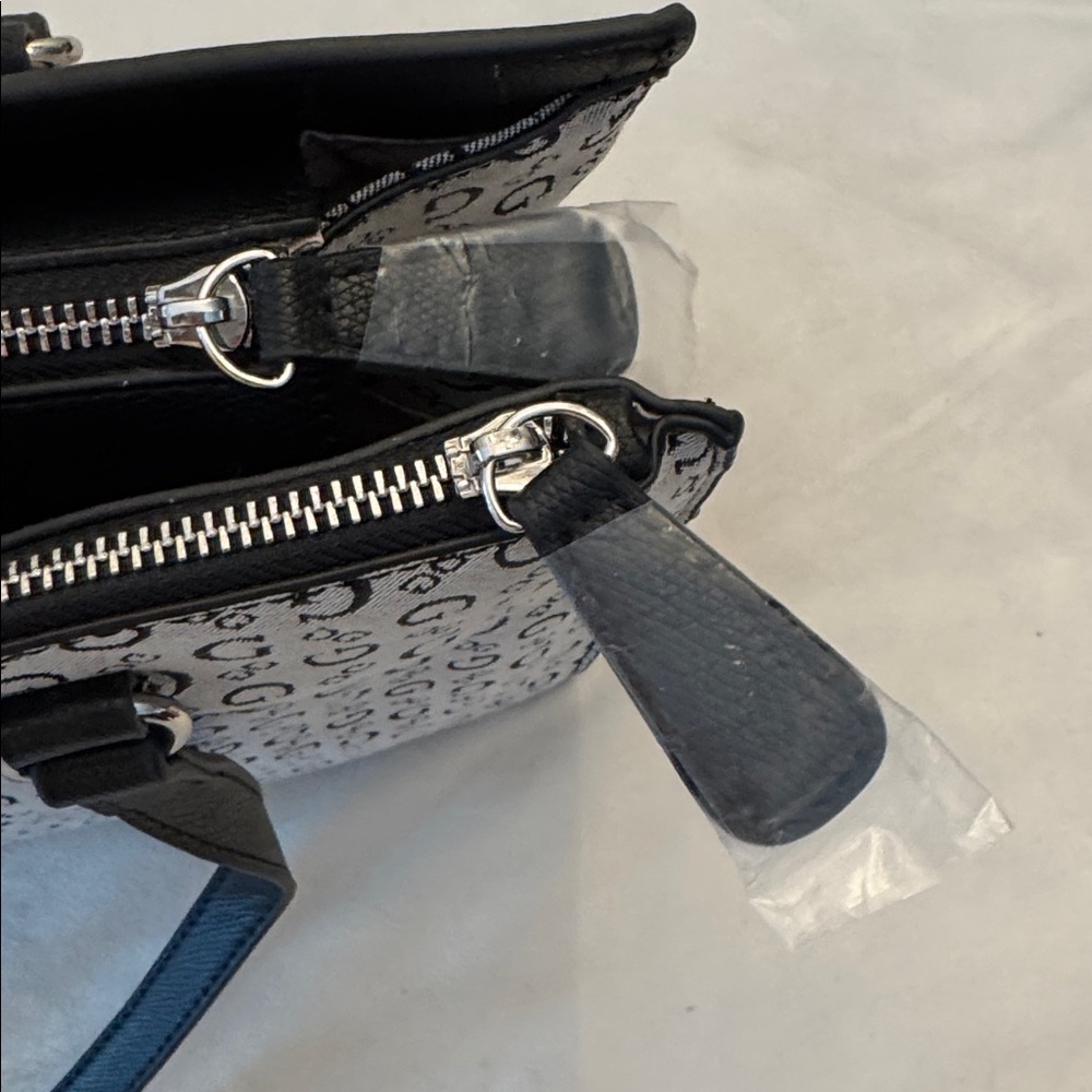NEW! GUESS Signature Monogram Tote in Black and Gray - Picture 9 of 14
